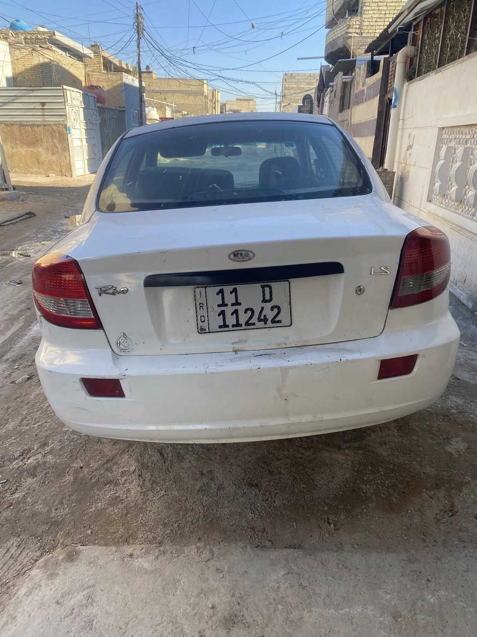 كيه ريو 2010 شكل القديم سياره جهازه كير عادي  مثل ما موضح بالصور بسمي بغداد سعر54 رقم مبايل ***********
