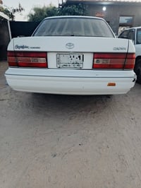 مصبوغة • بجم خفيف • مكينة وكير