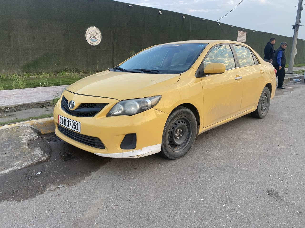 كورلا ياباني موديل 2013 مكينة 1800 بلادي محرك وكير جدد كفالة، السيارة وارد كندي حادثه جاملغ وبنيد بدون دواخل تايرات وباتري جدد السيارة جاهزة وخير من الله رقم انكليزي بغداد تحويل ثاني يوم، السعر 95 ورقة $ ، 

العنوان/ بغداد المنصور 

الشراي يتصل غير متواجد على الفيسبوك. 
 الهاتف/ ***********
