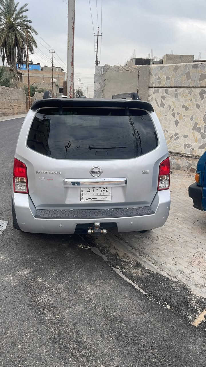 نيسان باثفايندر2009بدون حادث كلين السياره نضيفه جداً ***********
