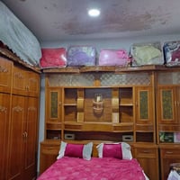 غرفه مستخدمه للبيع فول نضيف السعر مليون و250 الاستفسار عل رقم 07805762...