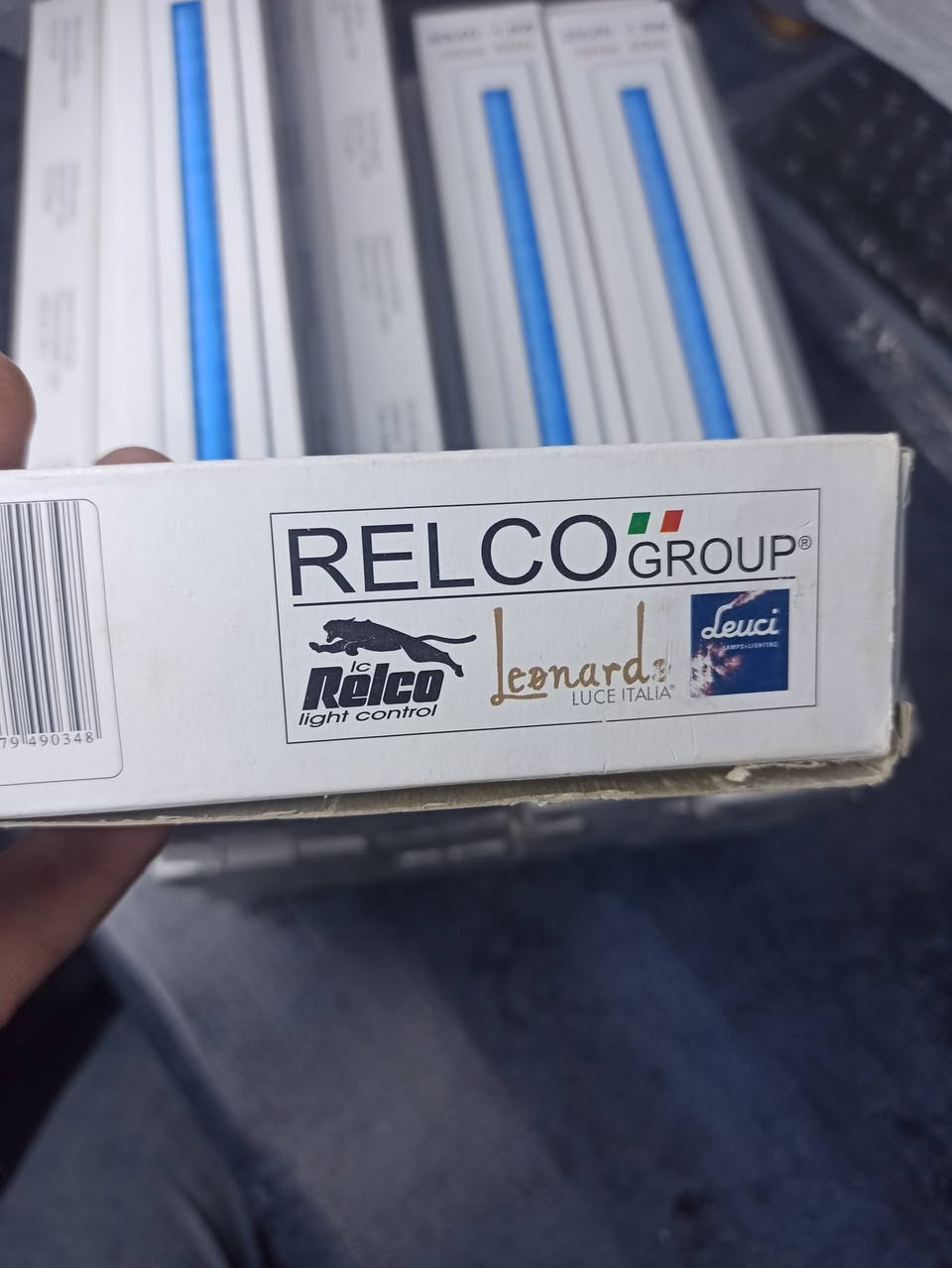 إضاءة LED إيطالية - ماركة RELCO 🇮🇹 🔵

​لون الإضاءة: أزرق مميز 🔵.
​المواصفات: 20 نقطة LED بقوة 1.6 واط (اقتصادية جداً).
يعمل بنظام: 12 فولت 

​الحالة: جديدة تماماً (بالكرتون).
بضاعة  أمزون اصلي 

📦 العدد 30 قطعة شلعة 
💵 سعر القطعة  1٫000 دينار 
🚚 يتوفر توصيل لجميع المحافظات 6.000 دينار


**إذا كنت صاحب هذا الإعلان وتريد حذفه لأي سبب، رجاءا أرسل رسالة إلى الدعم الفني**
