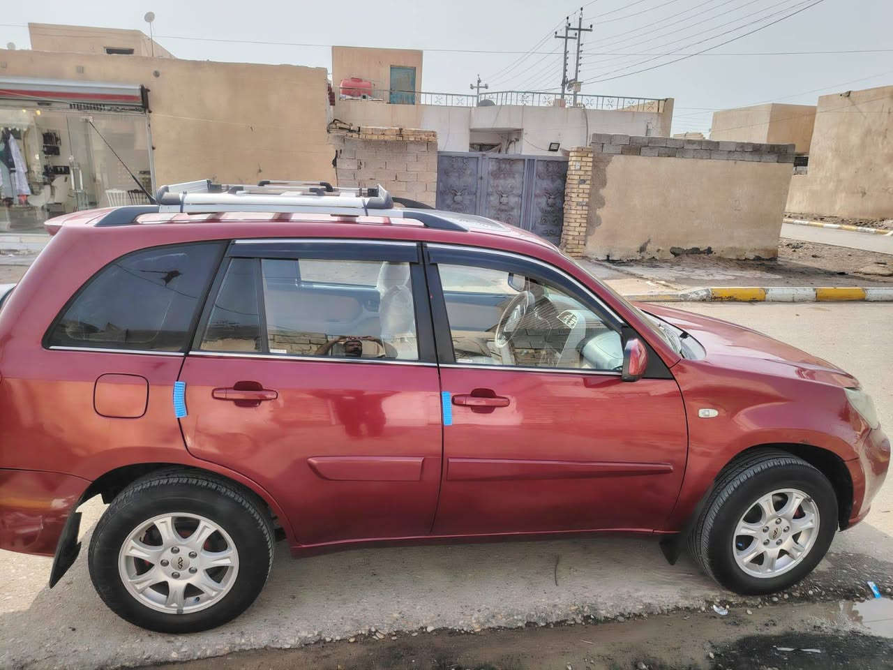 سلام عليكم تيكو 13 كير محرك خير من الله تخم تاير جديد  حداديه جديده تبريد شغال باتري جديد  سياره ما ناقصه شي فول موأصفات سنويه ل28 بأسمنه السياره ب ميسان  55 وبيه مجال  ‏‪***********‬‏
