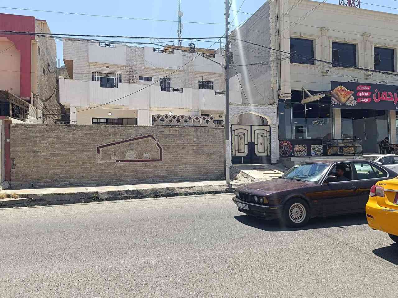 دار للبيع تجاري سايدين سعيد مهدي المحاربين نهايت السايدين واجهة 13مساحة 213م
الاتصال***********
