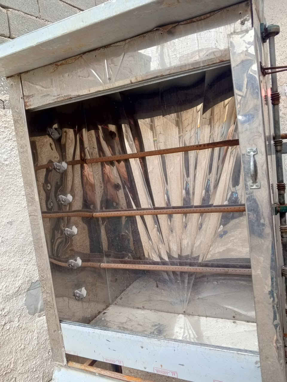 السلام عليكم
شوايه دجاج جديده غير مستخدمه 

السعر 200
 مكاني بغداد ***********
