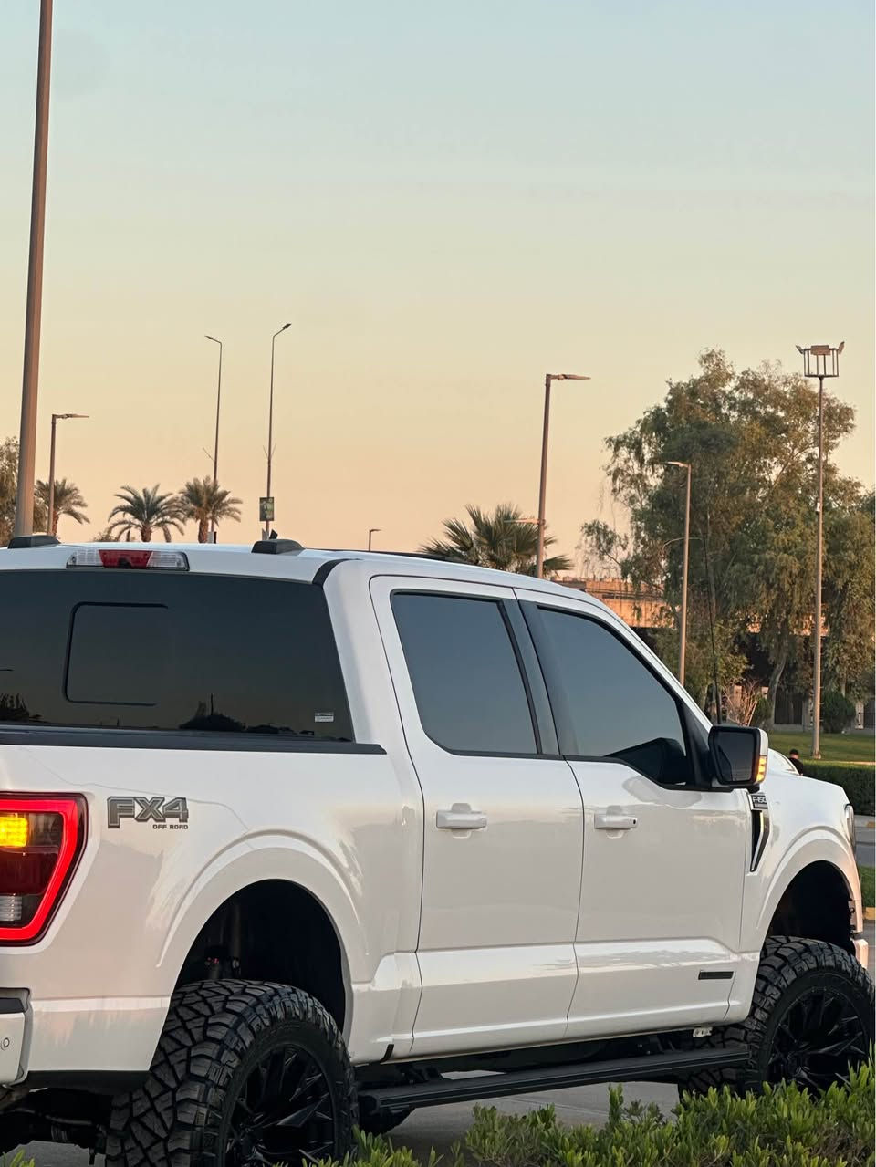 وحش للبيع
ماكو نفس هذا كل عيراق 
F150 platinum 
بيلادى من امريكا اكثر ١٥ الف دولار نسرف علي هذا سيارة
مكان اربيل 
فول فول فول مواسفات 
سعر ٤٢٤$$💣💣
صوره حاديثة موجود مامرقم 
١٧ الف مايل ماشية
***********
واتس اب 
للتفاصيل أربيل, العراق
