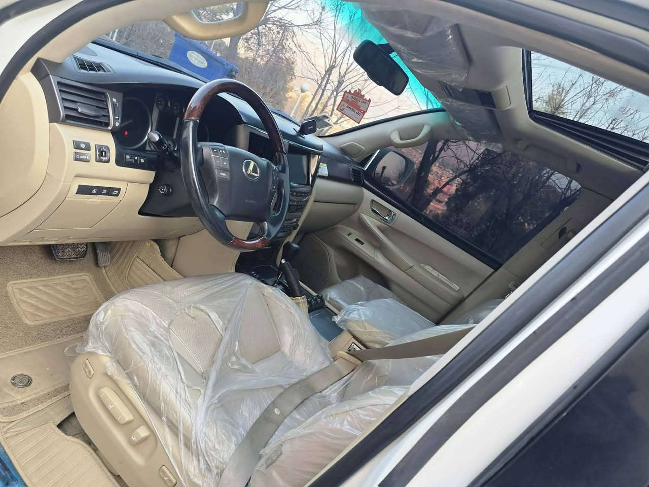 لێگزز 2009 علوجە بێرەقەمە  🗳🏷
بەشەرت دوبەیە کەفالەی مەدەنی دەکەم 
پێشودوای کراوەبە مۆدیلی 2015 
فول مواسەفاتە هەموشتی ێیشەکا ت جوپوجەکەکانی مەزبوتە
بۆیاخ کراوە لەدوبەی بەخی پێوەیە دەعمومەعجونوجەم پی نیە 
مەکینەوکێر و دەبڵ گێر بەشەرت 
زۆرتوندوتۆڵە هەرجوارتایەشی نوێیە
***********
بۆ نرخ کۆمێنت بکە🗳

ئـەگەر سەیارەکەت دەفرۆشیت نامە بنێرە با بلاوی کەینەوە لۆت
