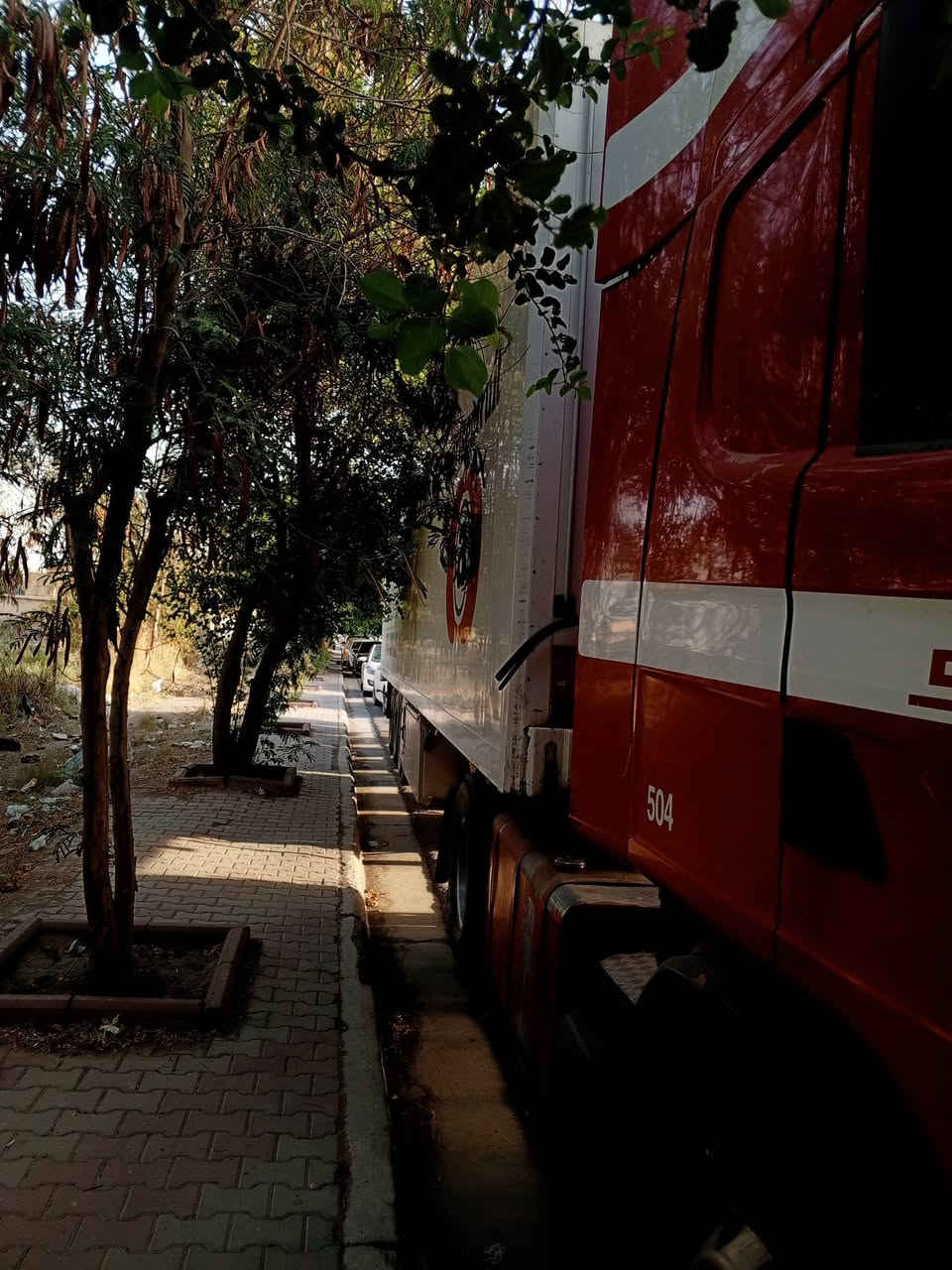 السلام عليكم اسكانيا موديل 2001سنويه منتهيه رقم بغداد تحويل فوري مربوطه براد البراد اشمتز 2006 بنزات كامله مع البراد 210الاتصال على الهاتف ***********بي وات ساب وبيه مجال
