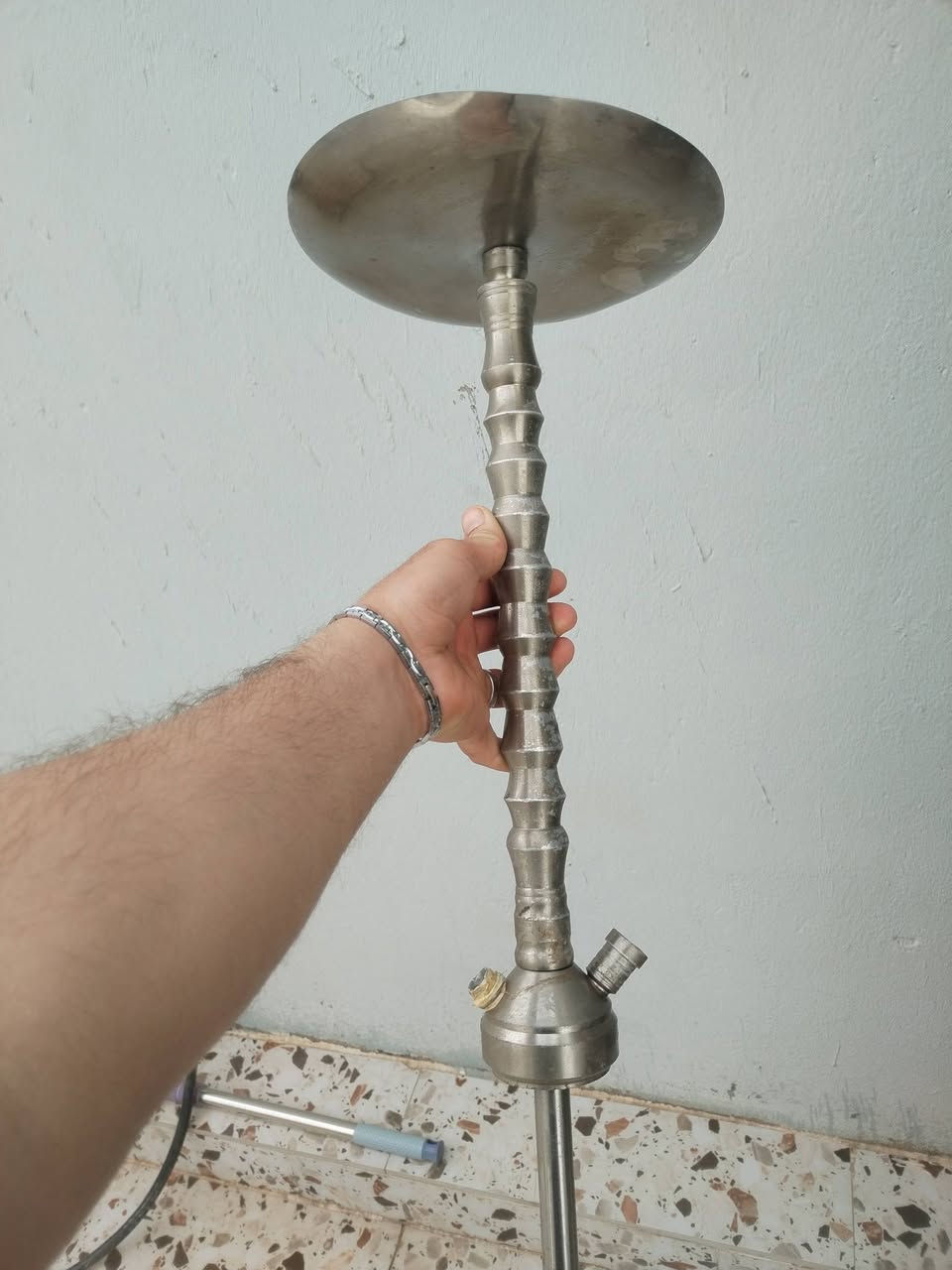 نركيله ألماني مضبوت سعره وحده 15  بي مجال بسيط للطيبين الي شراي يخابر ***********
