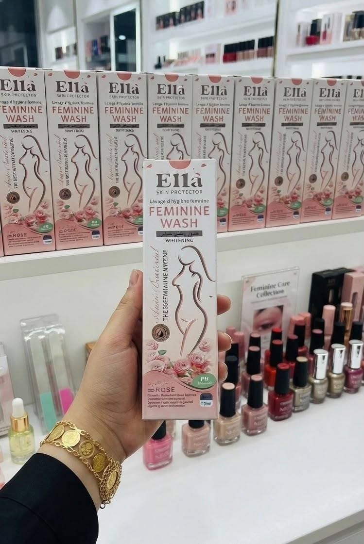 دللي نفسكِ بلمسة من الطبيعة.. 🌸لأنكِ تستحقين الأفضل، نقدم لكِ غسول "إيلا" (Ella) للعناية الشخصية. تركيبة غنية بخلاصة الورد الطبيعي صُممت خصيصاً لتمنحكِ شعوراً بالنظافة الانتعاش والتفتيح الذي تبحثين عنه توازن مثالي لـ pH بشرتكِ الحساسة.
 حماية لطيفة ومواد طبيعية لترطيب ونعومة تدوم طوال اليوم.
 ثقة مطلقة وانتعاش يومي لا يضاهى.
لا تترددي، اطلبي قطعتكِ الآن وأضيفي روتين العناية الخاص بكِ لمسة من الدلال
للحجز والاستفسار راسلونا على الرقم
***********
عنوان بغداد كميره مجمع وكوزمتك احمد النداوي
