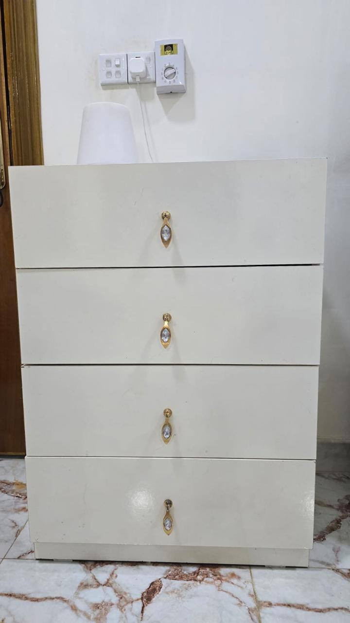 غرفه نوم تركيه 9 قطع نظيفه حيل
السعر 650 الف قفل 
حله المركز 
للإستفسار ***********
