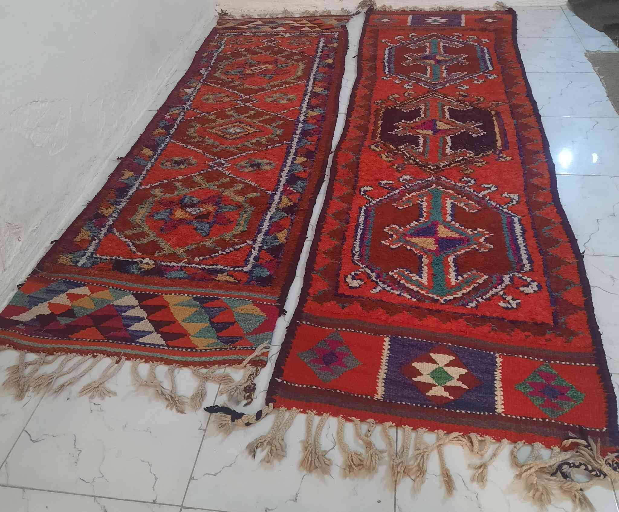 السلام عليكم
سجاجيد 6 قطع نضيفات وحلوات
قياسهن عرض: 1 متر /وطول: 3 أمتار 
 للإستفسار اكثر متواجد خاص
وعلى الرقم التالي وبي وتساب 
*********** 
مكاني بغداد بغداد الجديده
