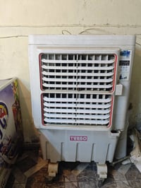 غراض محل للبيع عارضات بطح عدد٢  + عارضات عامودي عدد٢  +كونفيرا   +جامخ...