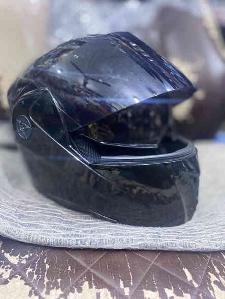 خوذه للبيع 

اخت الجديده 

***********
