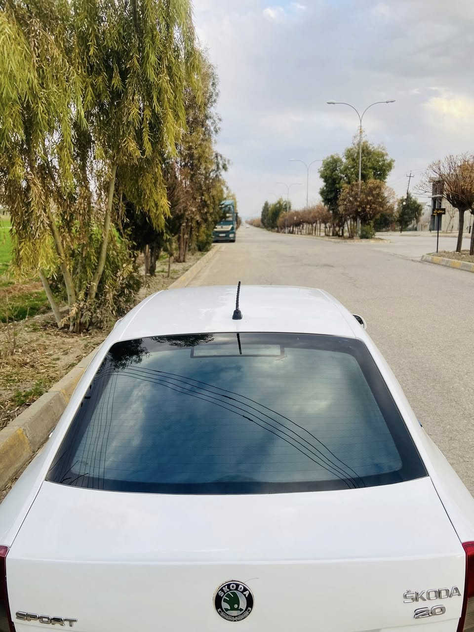 سکۆدا octavia

مۆدێل 2010

تەکسیە کراوە بە خسوسی

سەنەوی تازەیە

گێر عادی

گێر و مەکینەی بەشەرت

گەرمی و ساردی بەشەرت

مەکینە 20 بێ تۆڕبۆ

شوێن بازیان 

سعری 56 مەعامەلە***********

موشتەری نیت سەرمان مەیەشێنە لەگەڵ رێزم.
