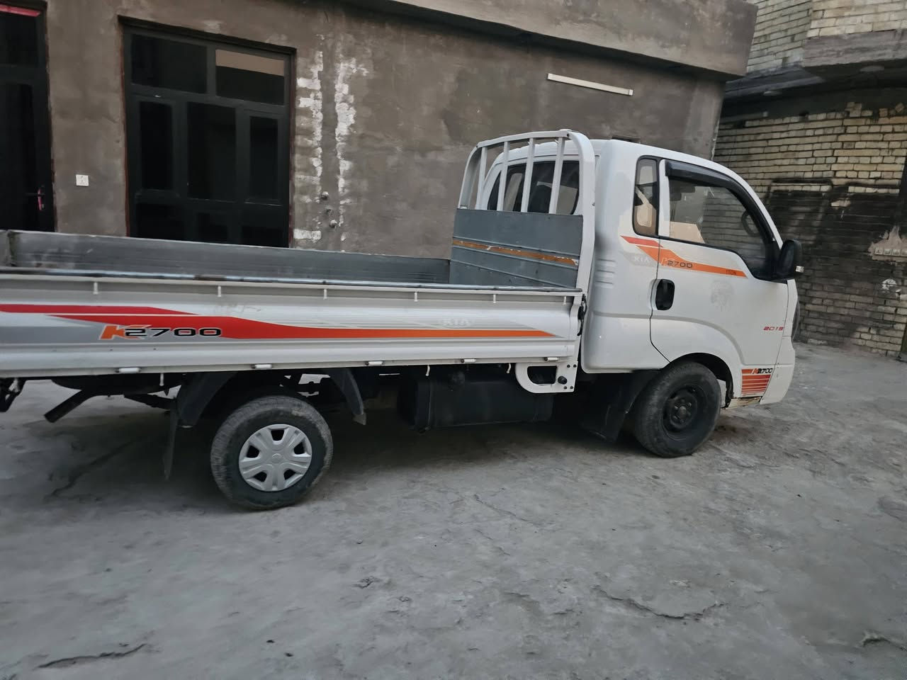 كيه عموشه البيع موديل ٢٠١٨ تبريد شغل سياره مكفواله  رقم بغداد بسمي ***********
