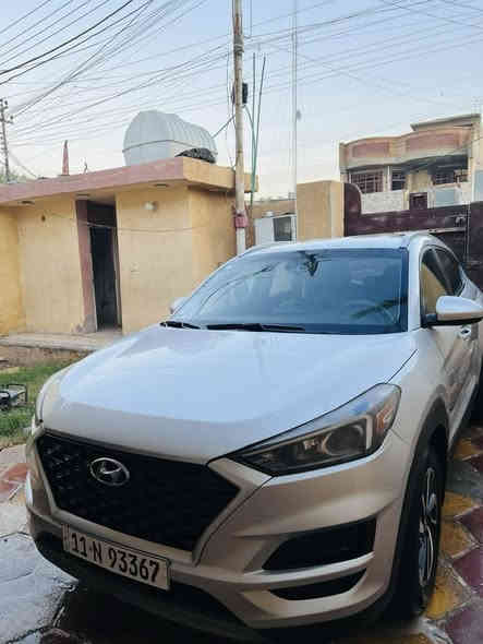 السلام عليكم 
توسان ١٩ وارد أمريكي 
ألون سلفر مكينه ٢٠٠٠ 
كير مكينه مكفول ماشيه ٦٢ 
بدون ايرباك 
تشغيل بصمه 
دخول بصمه 
ترحيب عند الاقتراب 
رادار جانبي 
رادر امامي 
تحديد مسار 
كشن كهرباء زائد تدفه 
اوتو هولد 
سايد بريك بصمه 
مانع انزلاق 
رقم بغداد انكليزي بسمي 
العنوان بغداد 
السعرررر ١٦٢ $ 
رقم الهاتف ***********
