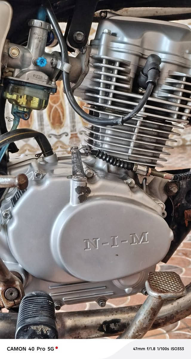 دراجه شاصي 16محرك 23سيجي نامه اوراق اصولي زوج تايرات جدد بك لايت جديد اشاير جدد شلعه خير من الله صالنصه ام الصوت عوزه فقط اتفيلس سعر 450..مكاني رفاعي ***********
