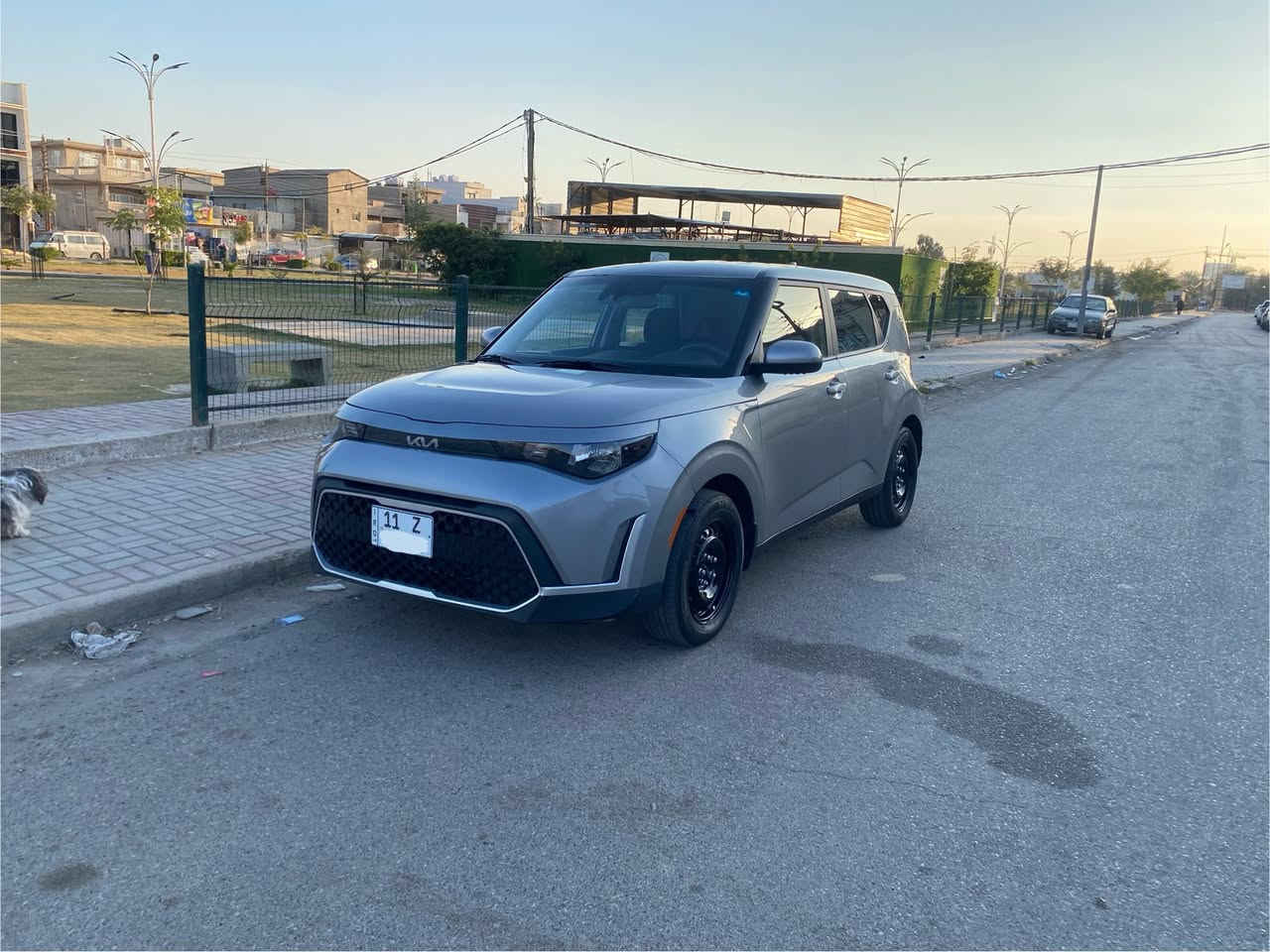 كيا صول 2024
سلام عليكم
للبيع فقط كيا صول موديل ٢٠٢٤ رقم بغداد الجديد بسمي تحويل مباشر باسم المشتري
مواصفات اعتياديه
السياره جديده جداً واحلى من الصور
حادثها موجود بالمنشور صبغ فقط بنيد بدون دواخل بدون اي شي وبيها بارد بكصة القماره شي بسيط واضح بصور الحادث
السياره دخول جديد ترقيم جديد
 حالياً ماشيه 14 الف نفس مشي امريكا تقريباً
السياره كامله من جميع النواحي ارضيات/ كتلوكات/ سبير + عده 
مناقصها شي
السعر 165 ورقه وبيها مجال ان شاء الله
مكان السياره بغداد حي الجهاد الاطباء
للتواصل ***********
ابو مريم
