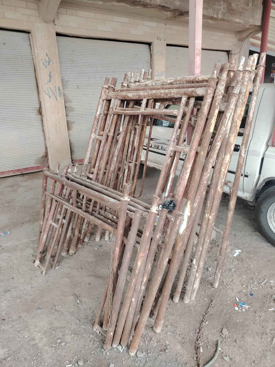 السلام عليكم
يوجد جام خانه للبيع ٣ قطع + سكلات مستخدمه للبيع
تصفيه محل العنوان العوسجه الشارع العام ***********
