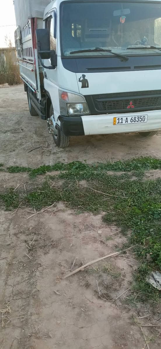 السلام عليكم كنتر للبيع موديل 2012سنويه بسمي لغاية 2031
كير محرك اكسن كفاله 
تخم تاير ياباني اخو الجديد السياره نظيفه جدا اتصل على الرقم ***********
***********
العنوان بابل جبله
