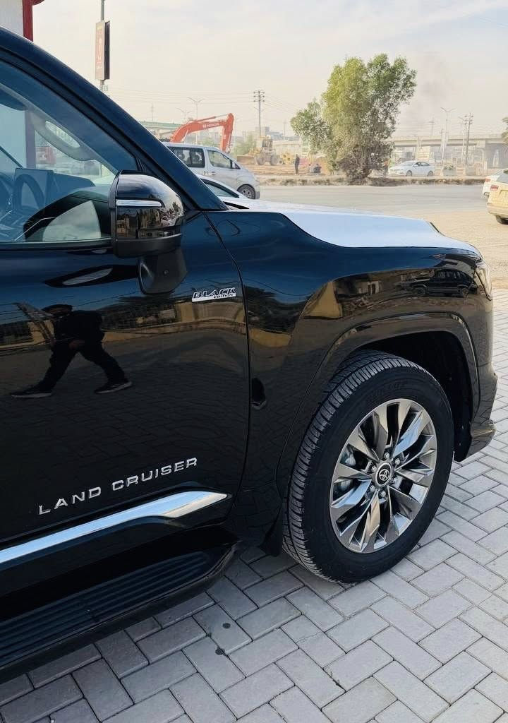 للبيع بسعر جدا مناسب 

لاندكروز 2024 بريم اصل لمتد Limited

الفئة : بلاك اديشن لمتد بريم فول 1/1 

خليجي لون اسود

ماشية 4 الاف كم 

السيارة ع وضع الشركة جديدة بمعنى الكلمة ومكفولة من كلشي شرط الفحص ومغلفة ppf 

مواصفات فول ام الرادار 

رقم اربيل الدولي تحويل مباشر 

مكان السيارة / النجف 

السعر 710 ورقة وبي مجال 

وسعرهة كلش مناسب وبالعافية ع الياخذهة 

***********

***********
