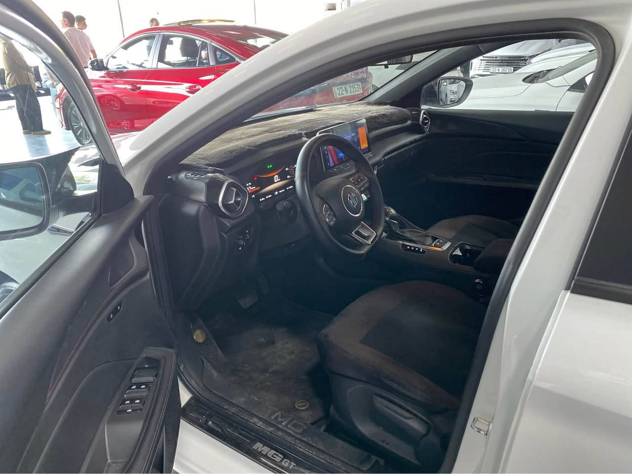 ئێم جی  MG GT 2025 Sport
تەنیا 17 هەزار ڕۆیشتووە.بەس یەک چامرخی تەحدیلە
فول مواصفات.بەصمة.سلاید.برێك کارەبایی.
شاشەو 5 كاميرا.ئاوێنە شەفت.لايت.زينۆن.
مكان  أربيل.   ١٠٠ متری معرض تۆپ کارس 
سعر 💣🔥🔥$ورقة   موبایل    *********** أربيل, العراق
