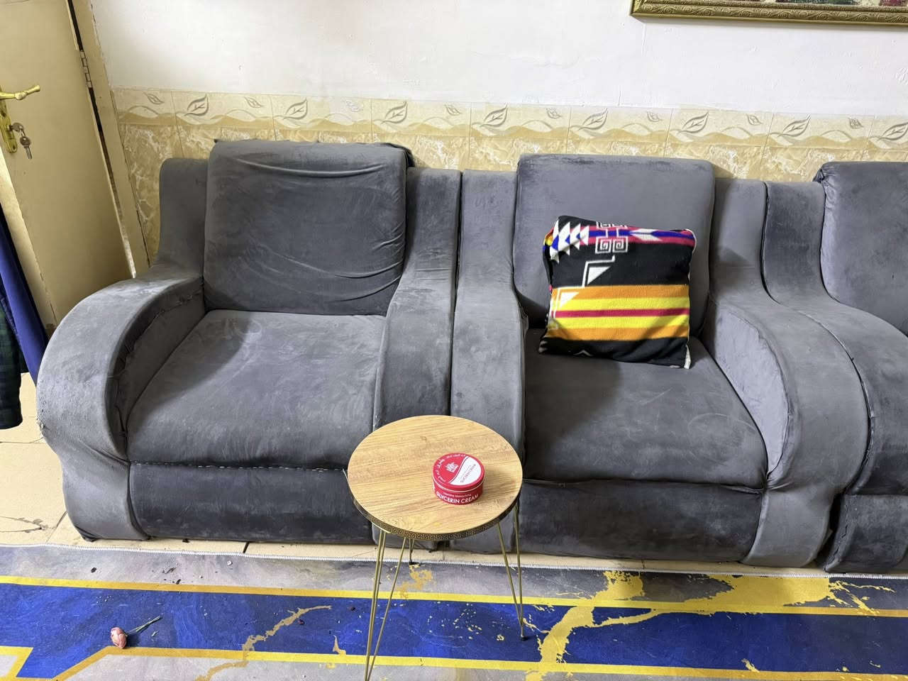 تخم قنفات نضيف للبيع 10 مقاعد
السعر 100 الف مستعجل على بيعته
مكاني كربلاء حي المعلمين
***********
