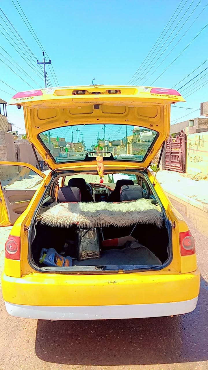 سلام عليكم شيري كوين للبيع رقم انكليزي مكينة حاوية كير اوت هيئة وغرامات ما عليهة بسمي السعر32 وبهة مجال حك جية مكاني بغدادتقاطع النهروان   ***********
