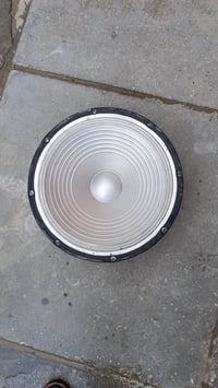 سماعة 12انش • بغداد الكمالية • ماعندي توصيل