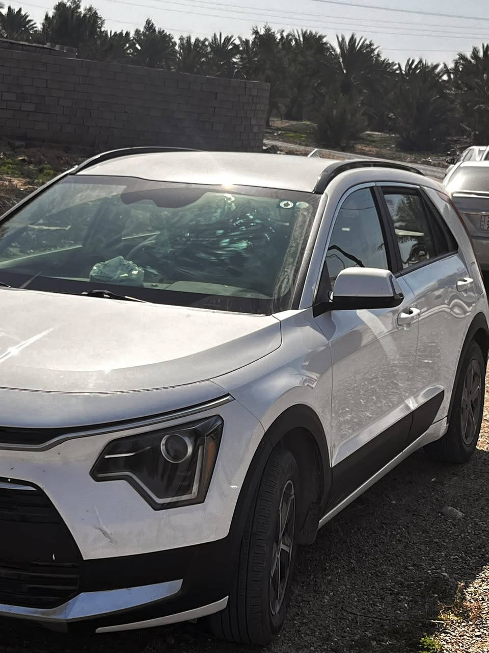 سلام عليكم
كيا نيرو 2024 هايبرد 
حادثهه جاملغ امامي 
وبارد شوية باب الصدر 
السعر ب 170 وبيهه مجال 
للاستفسار ***********
