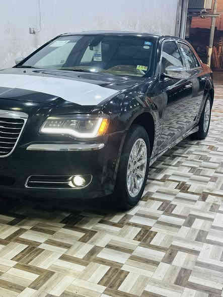 السلام عليكم اوباما ٢٠١١ مكينه ٣٦٠٠ كير عصا حادث جاملغ خلفي رقم بغداد بأسمي مشروع وطني مكينه وكير وحداديه وتخم تاير ابو الورده جدد هسه شاده جاهزه كلش تبريد تدفئه كشنات كهرباء غرفه جديده بيهه مكانات صبغ اثر جراد عندي صورهن المكانات السعر ١٤٥ مكاني العماره 
***********
