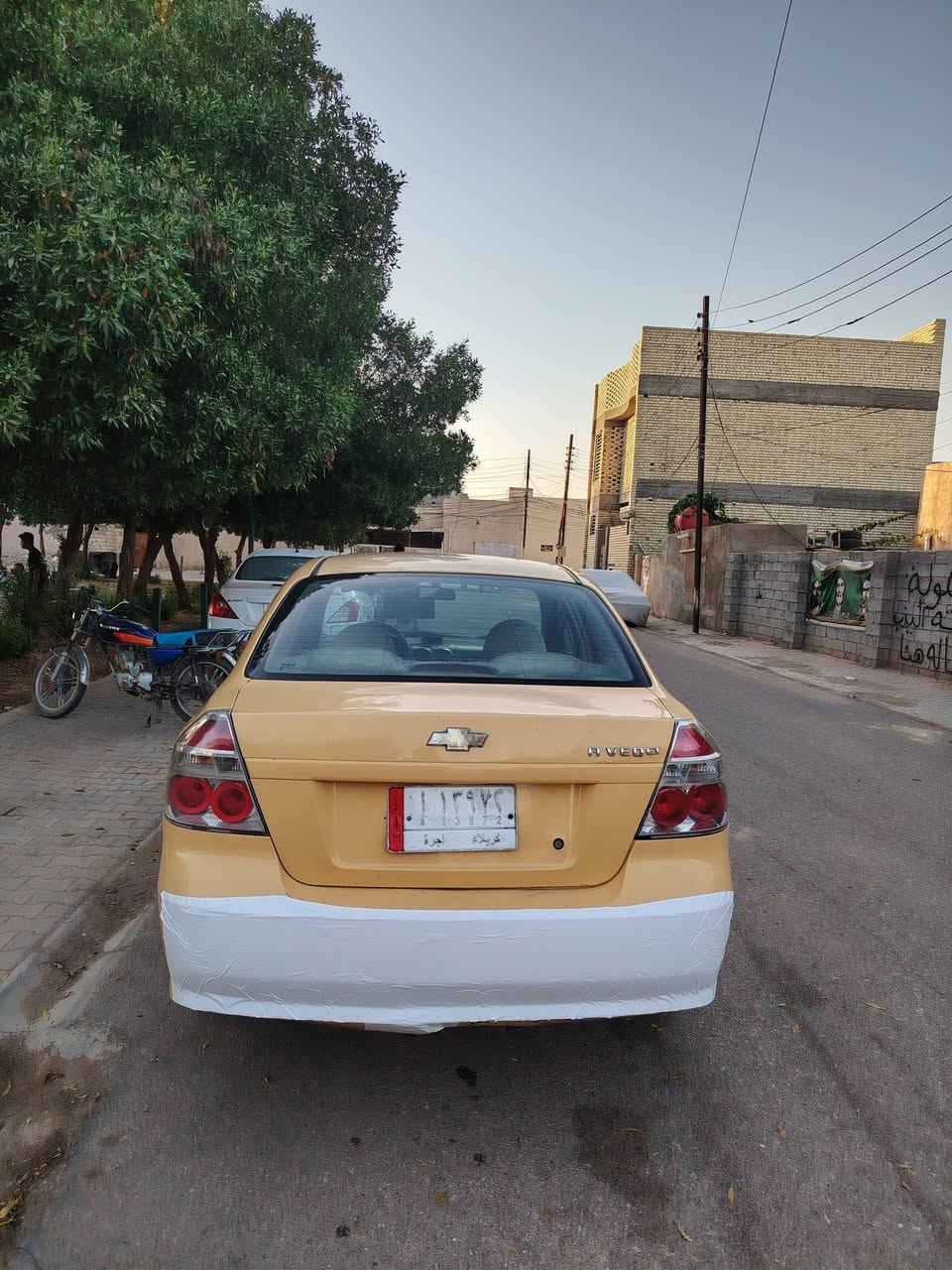للبيع افيو ٢٠١٠ شركه خليجي مفتوح مكفوله من الضربه بيه صبغ حزام للجماليه كير مكينه تبريد على الشرط هيئه وغرامات شكد متكون ينزل من سعره مكانه نجف وهذا رقمي ***********

