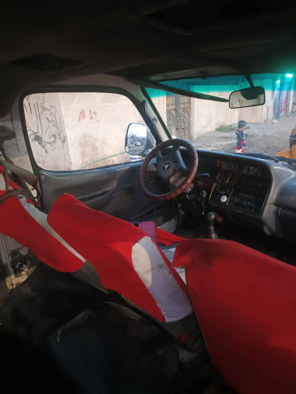 سلام عليكم من رخصت لا دمن فتون موديل 10راعيهه موجود بس أبيع كوم حديد كير اكسل محرك خير من الله صدر زين تايرات زينات سعر 17 مكلف بل نشر رقم صاحب لسياره ***********
