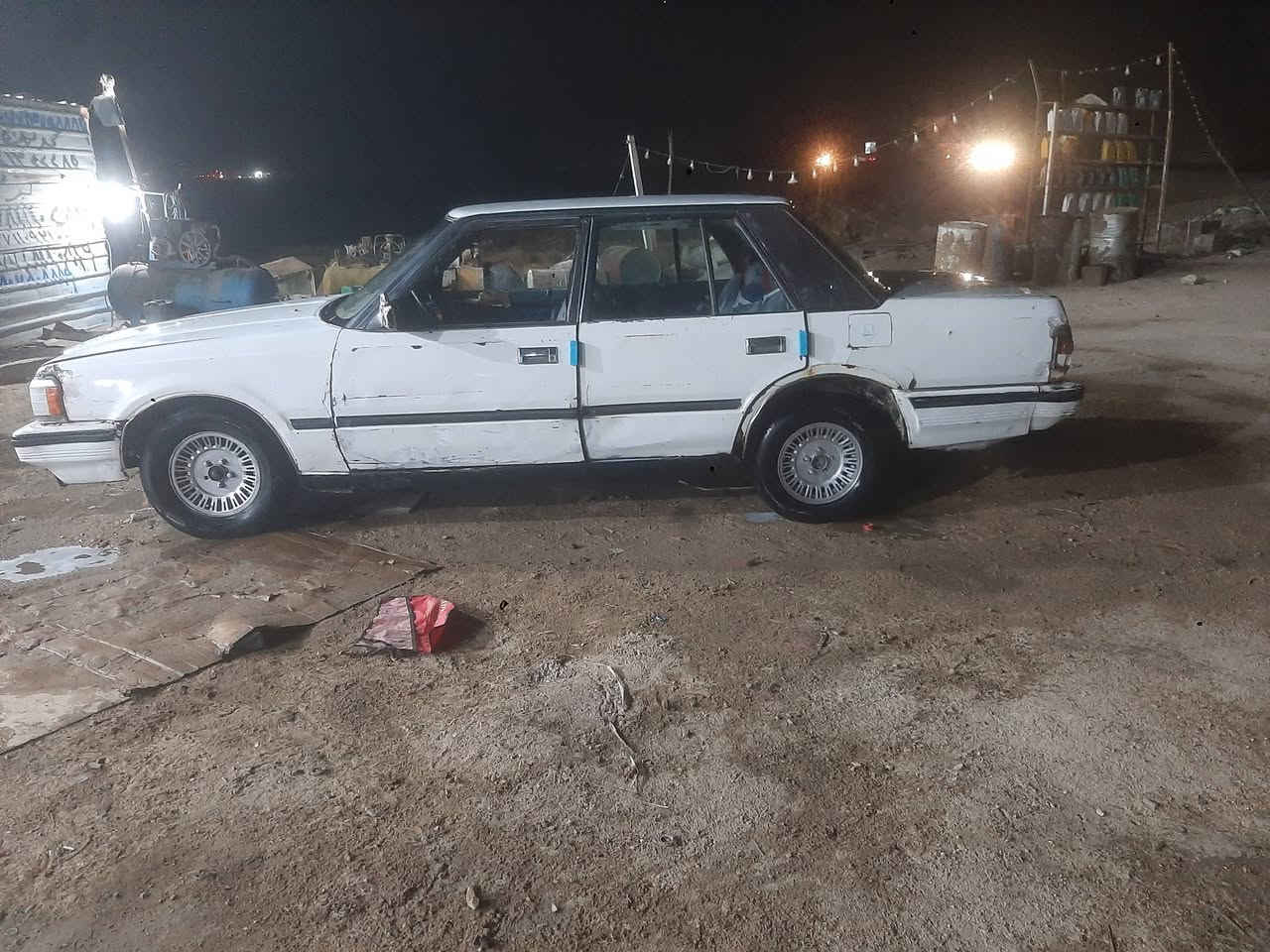 سلام عليكم سياره سوبر للبيع مكينه و كير نظاف  رايده ب ٢٤ و بيه مجال الطيبين هاذا رقمي ***********
