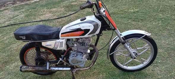 دراجه لايت شغال هورن شغال محرك مجفت الدراجه كلك كلك كلك بدون وراق
السعر 275وبي مجال قليل هذا رقمي العنوان السماوه قضاء الخضر ناحية الدراجي ***********
