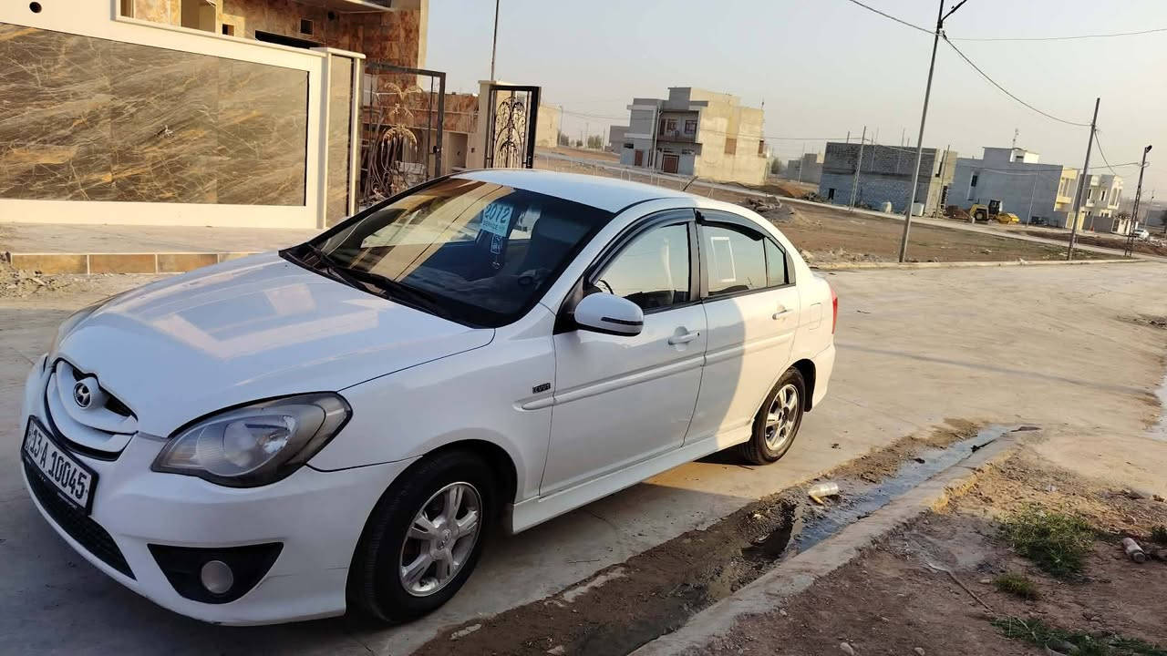 للبيع سياره هونداي اكسنت موديل2011 محرك 16 تبريد تدفئه السياره نضيفه باسمي السعر 95وبيها مجال العنوان موصل الرقم ***********
