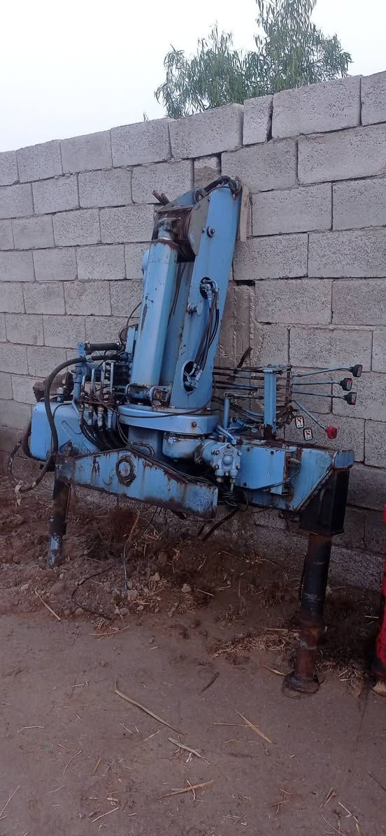 كرين مكفول مال حاويه طنين و900   3سلايت ريمون ***********
