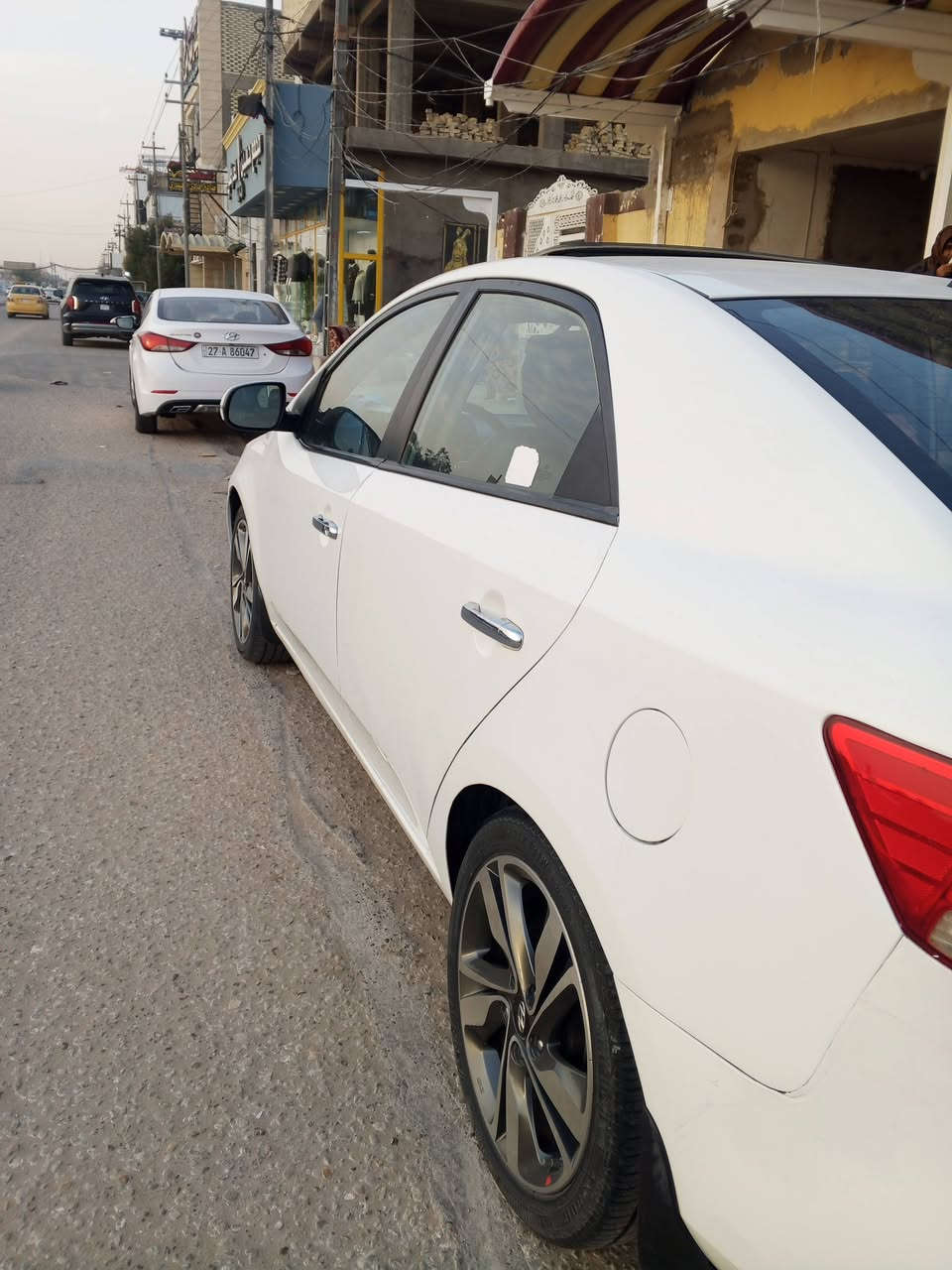 سلام عليكم سيراتو موديل 2013 فول مواصفات فتحة سقف بصمة ويل 17 واحد على واحد رقم اربيل دولي وكالة ثاني يوم بيها اربع قطع صبغ بدون حادث باقي كلة كفالة وين ميعجبك افحص سعر 93 تواصل ***********
