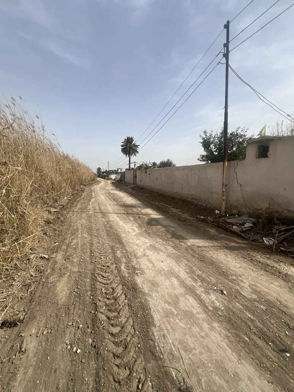 السلام عليكم قطعة ارض مع بيت زراعي سند 25 المساحة الكلية 2000متر حي الزهراء للاستفسار الاتصال ع الرقم 

‭0781 553 9397‬

‭0774 653 4723‬
