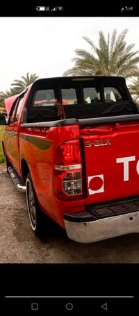 للبيع بيكم تويوتا هايلوكس موديل 2013 رقم بغداد مشروع وطني بسمي  مكفوله...