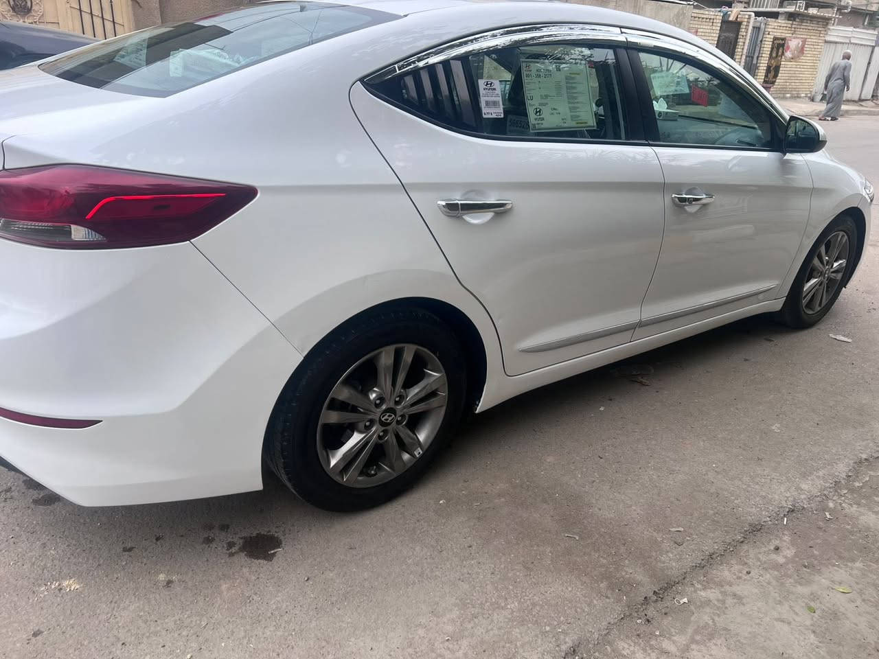 السلام عليكم للبيع هونداي النترا موديل 2018 امريكي رقم بغداد دولي سياره حادثه فقط بنيد يعني مو حادث سياره كله ليبل واحد جاهزه مال جناي مكان السياره بغداد البلديات السعر 130 و بيها مجال بسيط للشراي استفسار على الرقم 
‭٠٧٧٤ ٦٦٦ ٥٥٦٩‬‏‏
