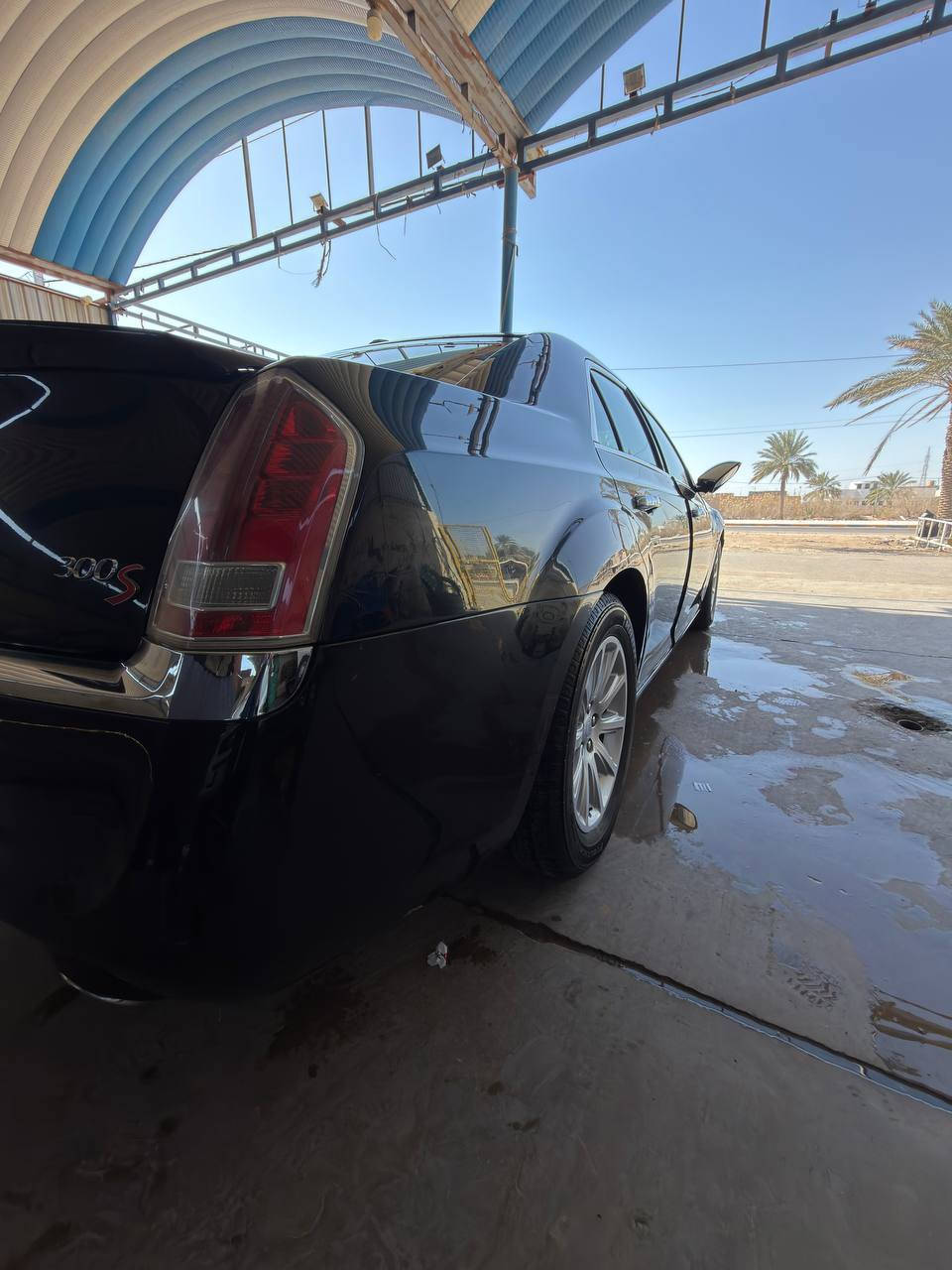 السلام عليكم 
اوباما2012 السيارة داخله كلين هنا تبدل بيها جاملغ صوب العبري اصلي كفاله شاصي ولغد وبيها صبغ مقدار شبر بهلال الجاملغ الخلفي
مواصفات السيارة كير طيارة كشنات كهربائيات و جلد هيترات مري شاشه كبيرة 
مكان السيارة بابل /الطليعة
السعر/165
رقم الهاتف/***********
