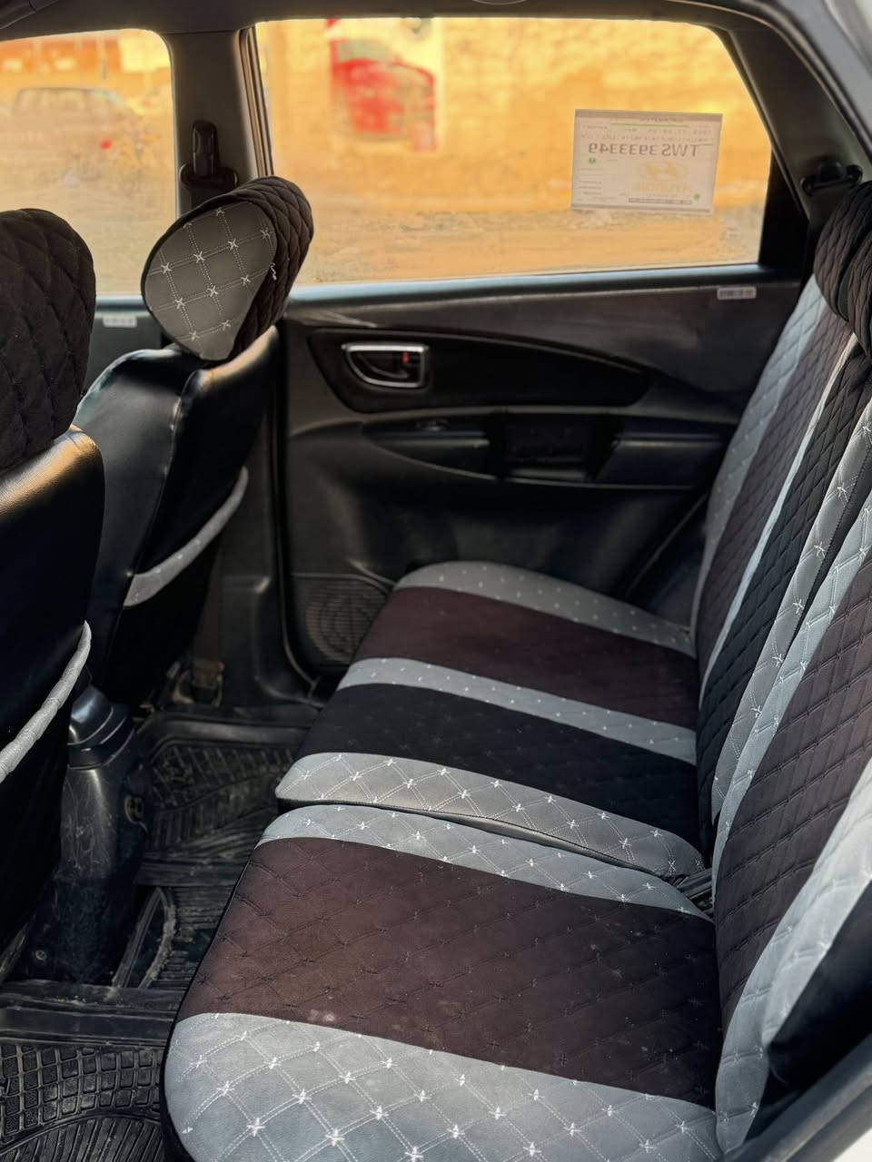 سلام عليكم توسان 2009  السعر 115 سياره من 2009 ع ايد شخص واحد مابيها لا صبغ لا تبديل لا حادث 
تبريد
صدر 
محرك 
كير 
كهربائيات 
كلها جاهزه وشرط 
سياره حلوه ومينصرف عليها شي 
المكان صلاح الدين بيجي 

‭٠٧٧١ ٧٠٣ ٦٢٩٢‬
