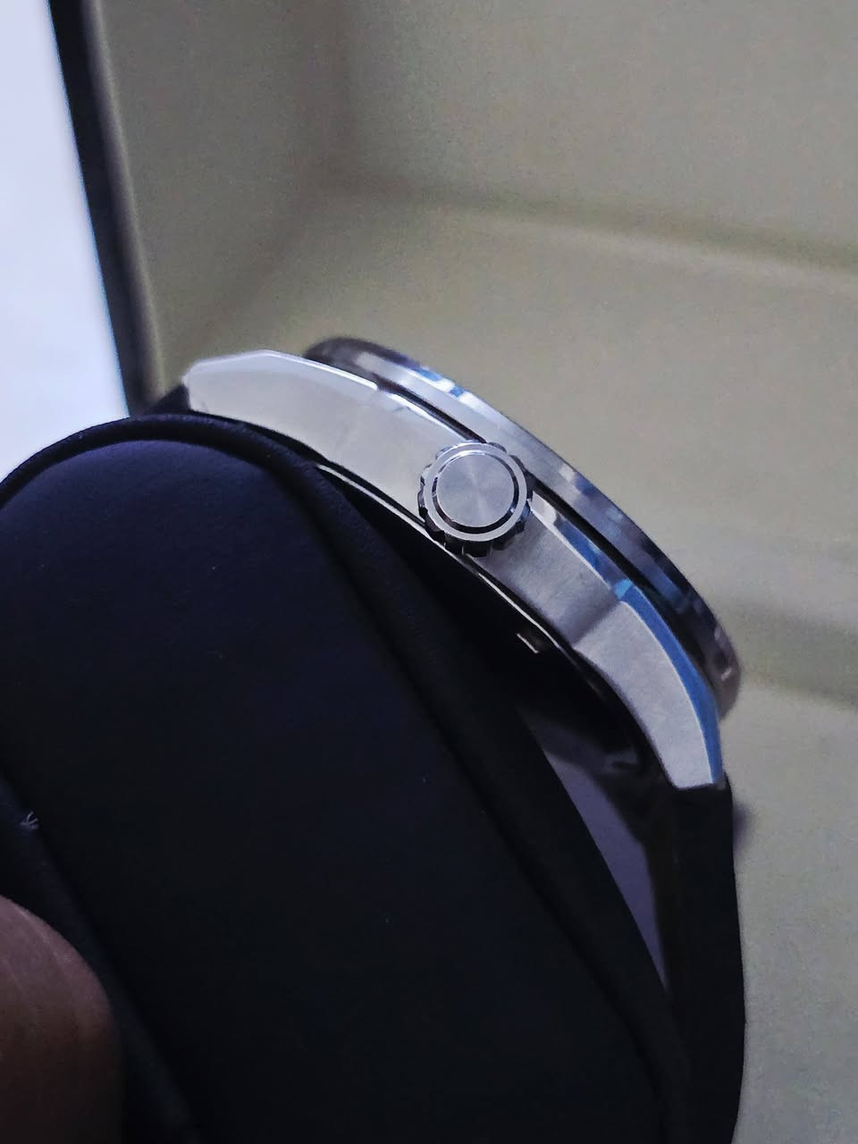 ستيزين
ايكو درايف شحن ضوئي 
عسكري 
سير جلد اصلي قفل سير اصلي 
نظيفه 
قطر ٤٥

١٤٠ الف 

المكان اربيل 
يوجد توصيل 
Samer Akeel AlJboory 
رابط التكتوك 
https://www.tiktok.com/@samerakeelwatch?_r=1&_t=ZS-92XzzfzgLln


**إذا كنت صاحب هذا الإعلان وتريد حذفه لأي سبب، رجاءا أرسل رسالة إلى الدعم الفني**