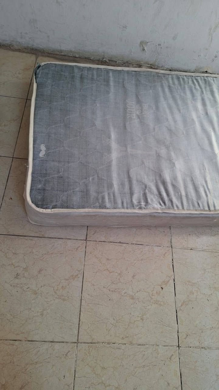 اسفنجات ضغط للبيع سعر الواحدة منهم 20 الف واكو مجال بسيط العنوان هفالان


**إذا كنت صاحب هذا الإعلان وتريد حذفه لأي سبب، رجاءا أرسل رسالة إلى الدعم الفني**