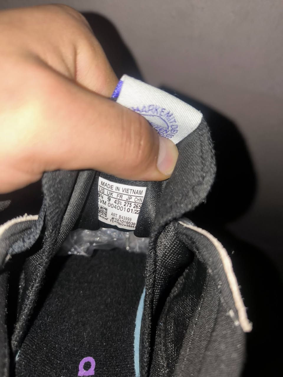 اديداس فيتنامي نظافة فول
قياس ٤٣ و ثلث 
انطي بي سعر


**إذا كنت صاحب هذا الإعلان وتريد حذفه لأي سبب، رجاءا أرسل رسالة إلى الدعم الفني**