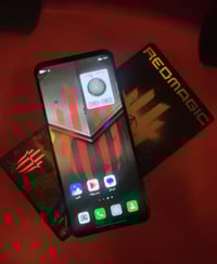 ريد ماجيك 7 معالج سنابدراكون 8 جين 1  ذاكرة 128 رام 12   شاشة 165 هيرت...