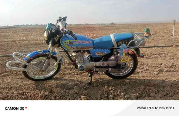 السلام عليكم  للبيع ماطور سولنك موديل 2023 محرك كبس ما مفتوح كهربايات كله شقاله  اوياله مصطره نشاط فول  منفيس موجود  مكاني ملا عبدلله  السعر 575 او هاذه رقمي ***********
