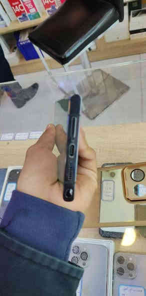 موجود توصيل سامسونك اس23اللترا ذاكره 256اب12رام شرق اوسط بدون ملحقات سعره 675
مكاني ديالى 
***********
